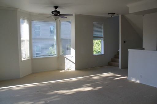 13315 SW Kingston Pl - Photo 3 of 14