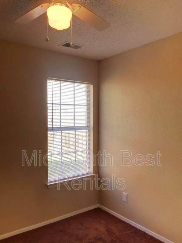 5170 Walton Lake Dr - Photo 4 of 8