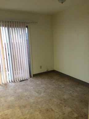 16087 E 16th Ave - Photo 3 of 9