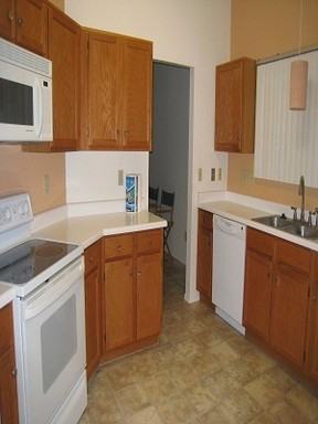 3324 W Desert Bend Loop #1 - Photo 3 of 9