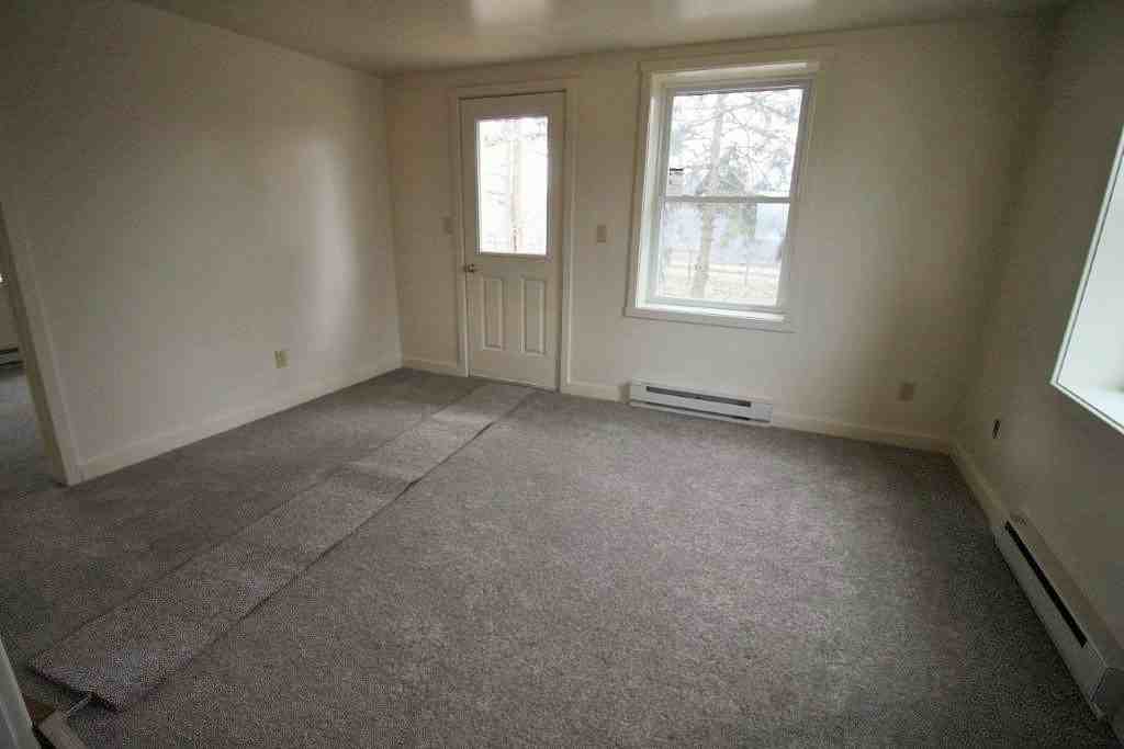 110 Park Rd - Photo 2 of 12