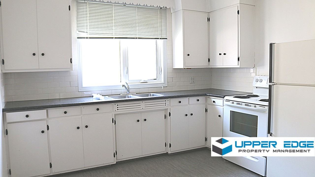 124 Royal Ave - Photo 3 of 16