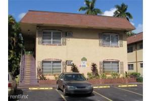 Sun Harbor Apartments - Photo 2 of 11