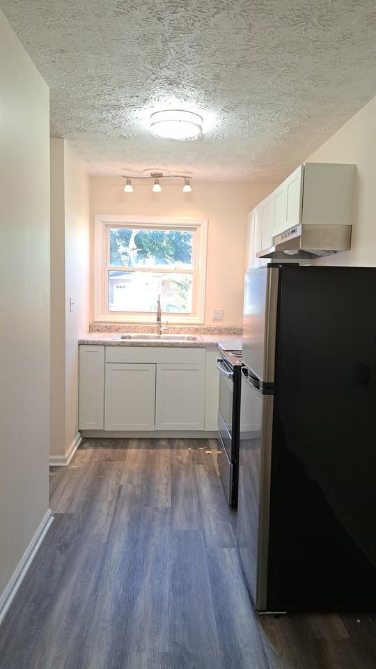 1602 Friendship Rd #H