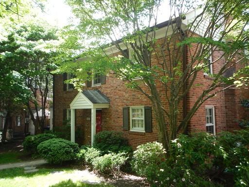 3620 Upton St NW - Photo 3 of 30