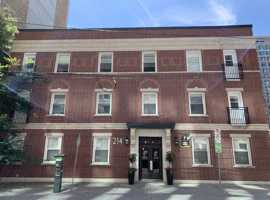 featured image of 214 Gloucester St