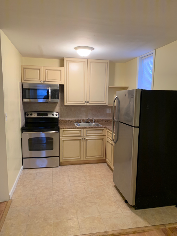 1206 W Airdrie St #2 - Photo 2 of 8