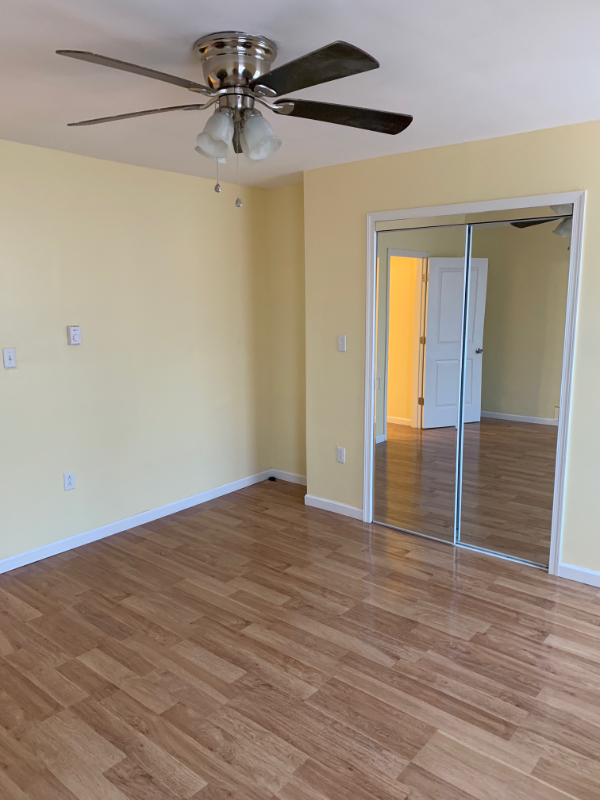 1206 W Airdrie St #2 - Photo 6 of 8