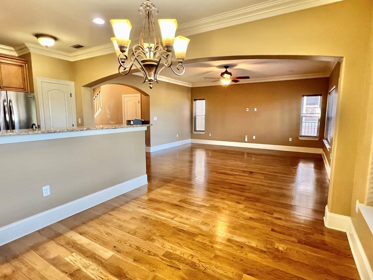 250 Calusa Blvd #1 - Photo 7 of 34