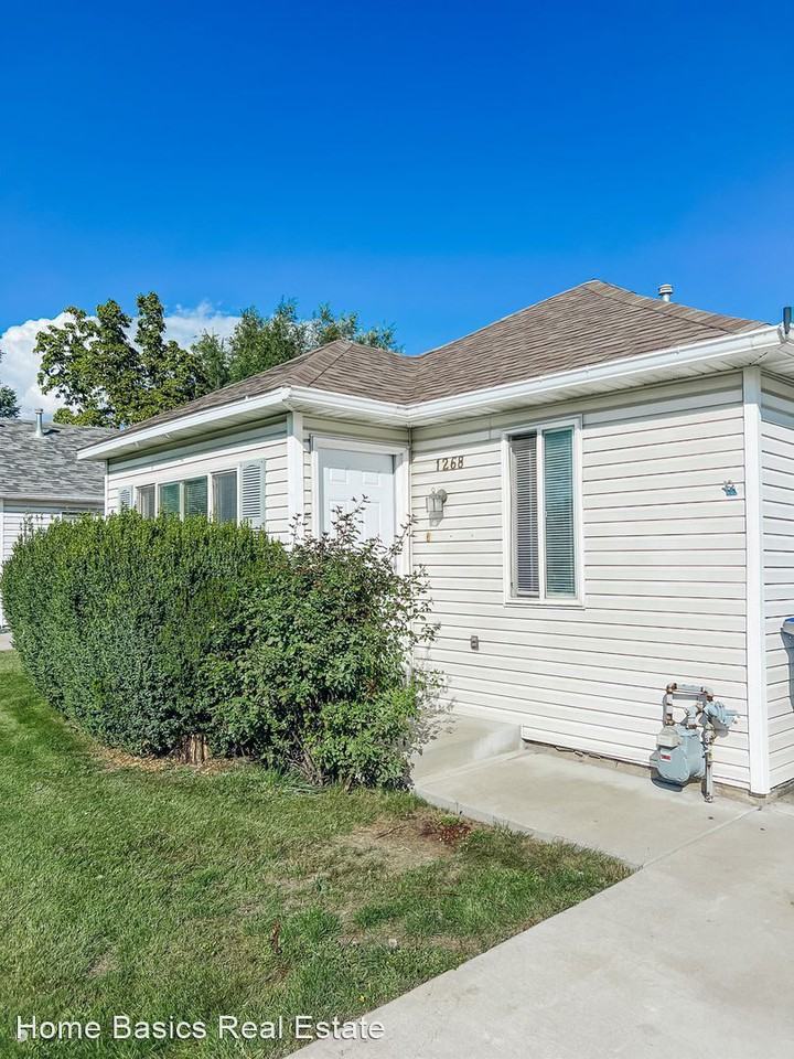 1268 N 800 W - Photo 2 of 12
