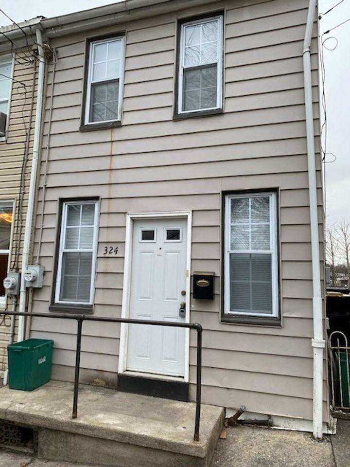 324 Mill St - Photo 2 of 12