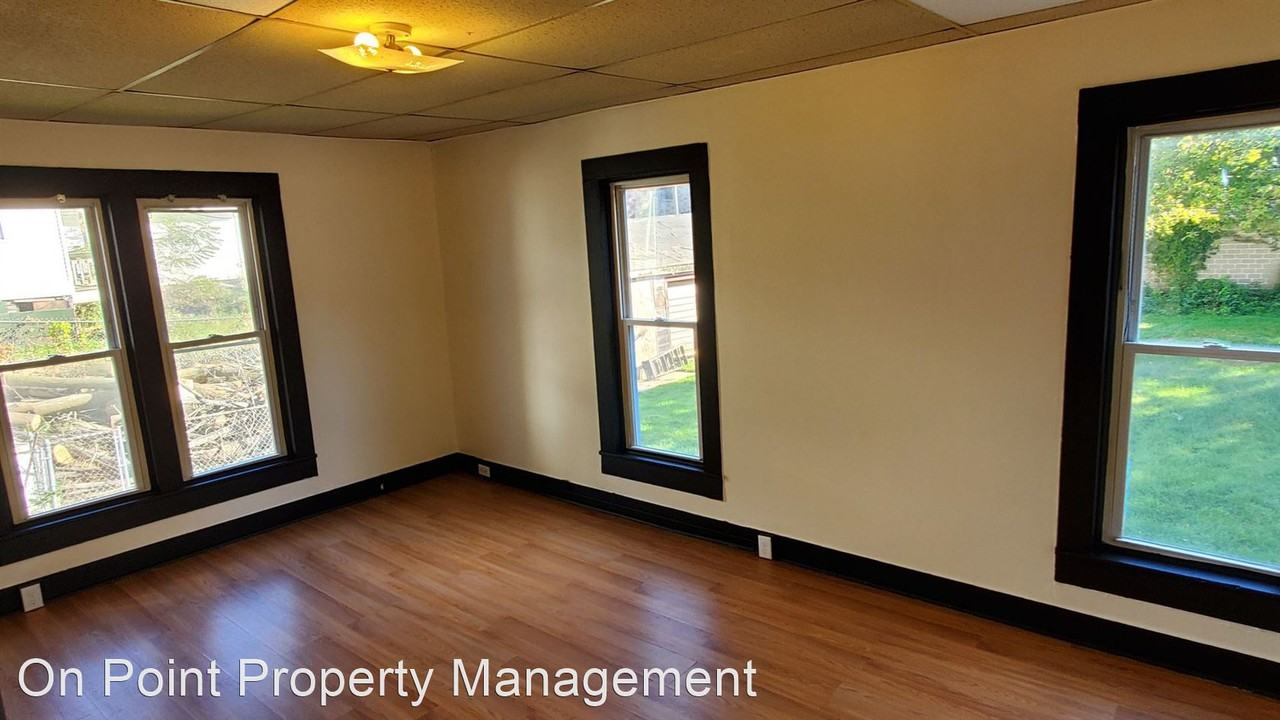 116 N 4th St - Photo 3 of 7