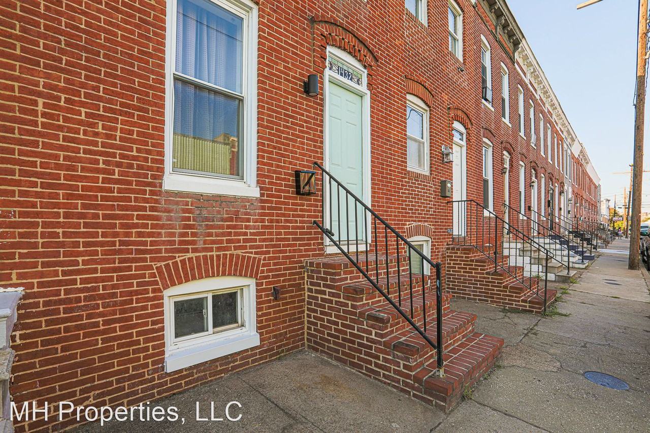 1432 Ward St - Photo 3 of 33