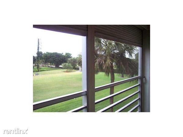 1811 Sabal Palm Dr - Photo 3 of 8