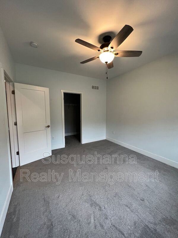 6042 Station Circle Rd - Photo 3 of 35