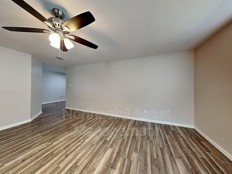 12613 Carpenter Ln - Photo 2 of 16