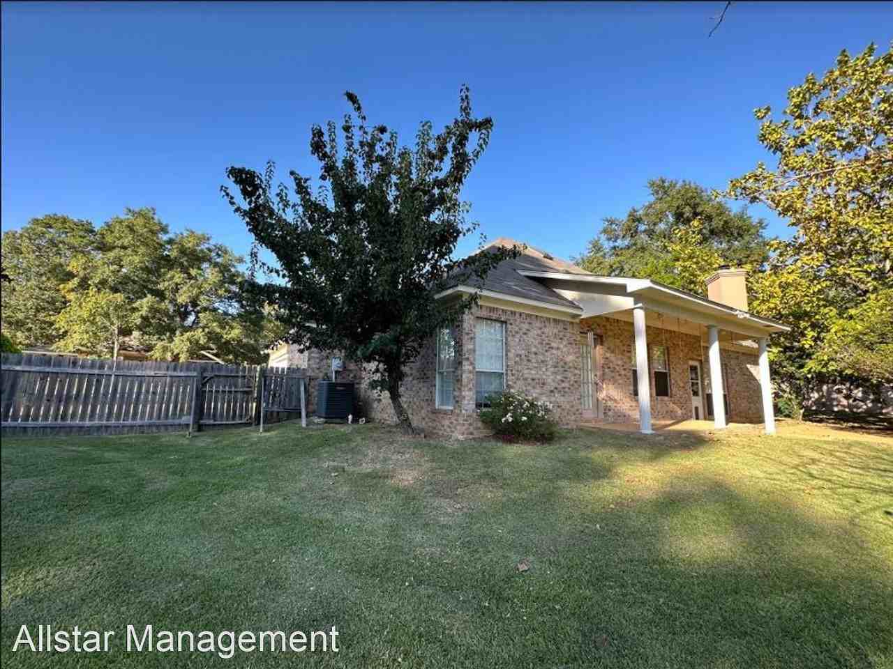 2206 Pinehaven Dr - Photo 3 of 41