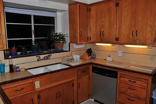 14130 Woodview Ln - Photo 2 of 9