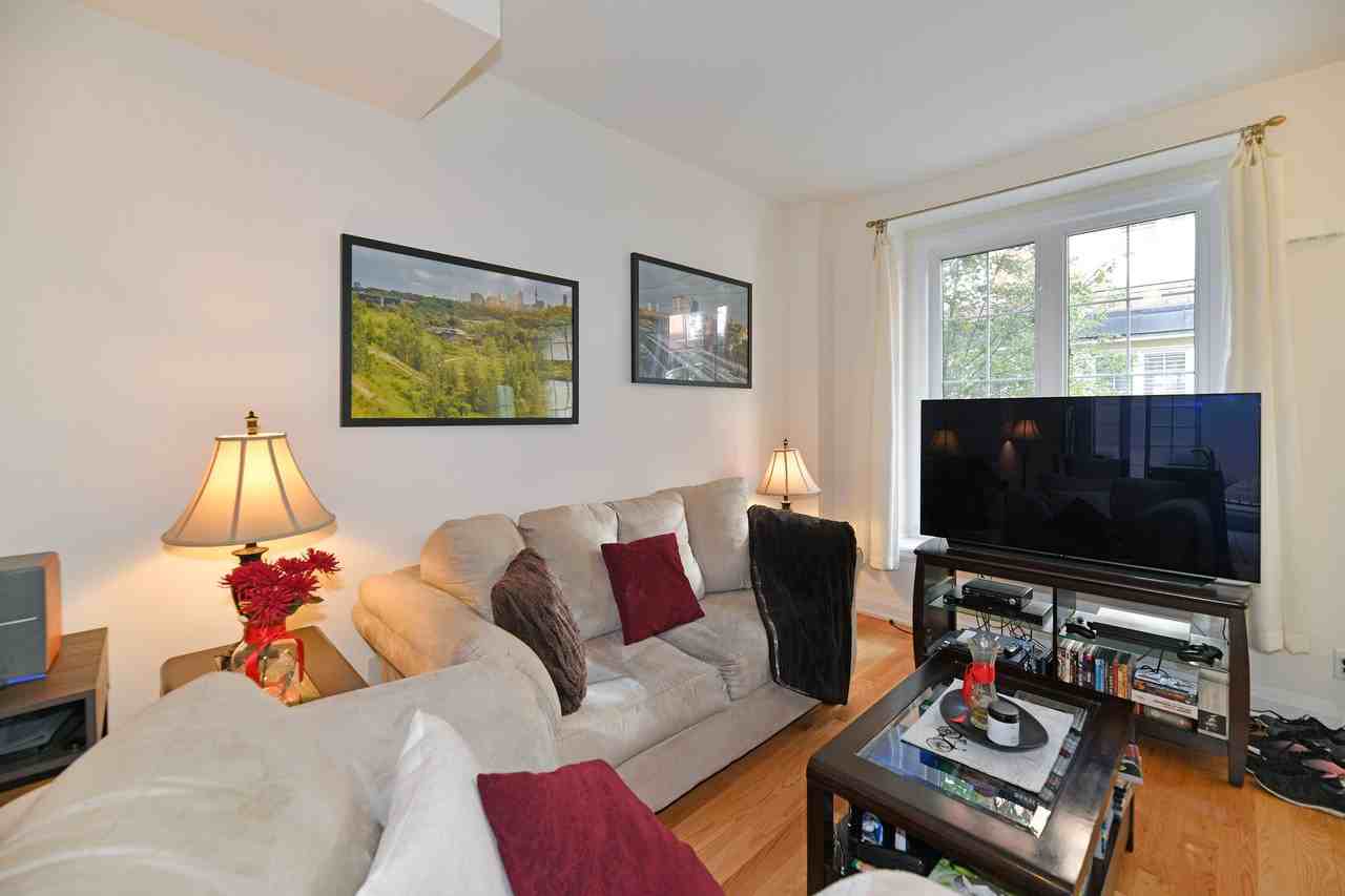 18 Raffeix Lane - Photo 3 of 20