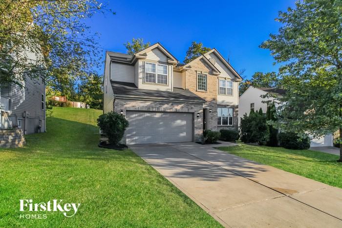 3325 Falling Brook Way - Photo 2 of 15
