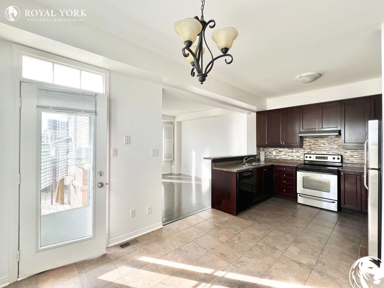 57 Silverwood Cir - Photo 3 of 47