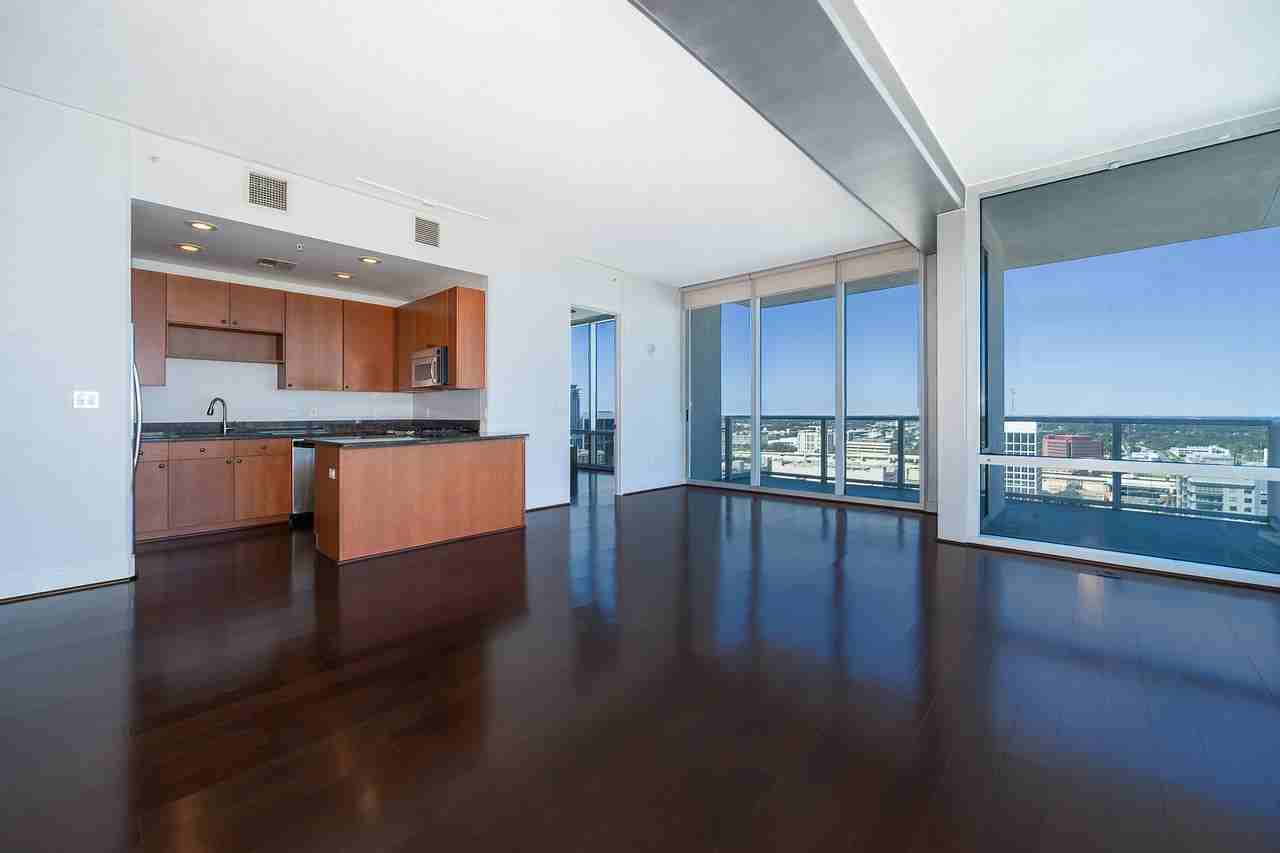 150 E Robinson St #2112 - Photo 5 of 40