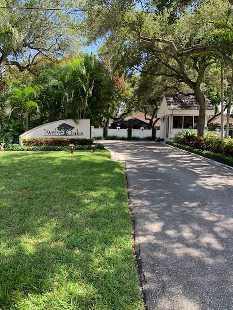 11364 Twelve Oaks Way #1 - Photo 2 of 30