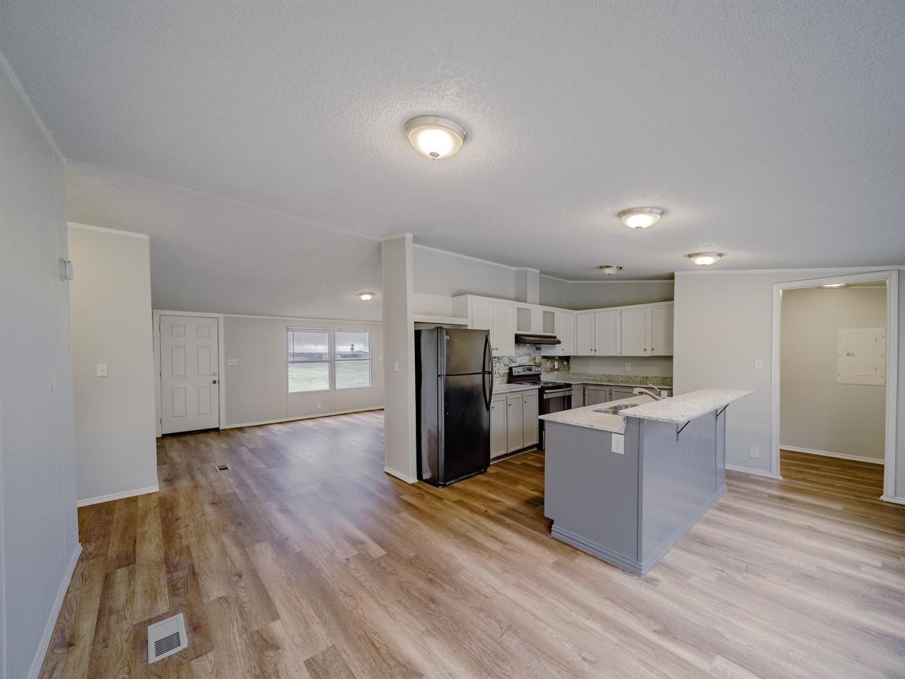 462 Big Salty Dr #1 - Photo 3 of 10
