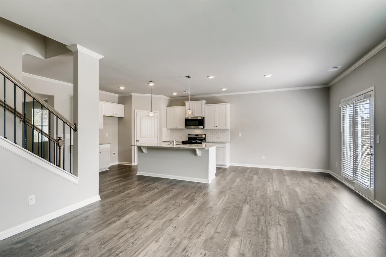 250 Sweet Bay Ln #1 - Photo 4 of 25