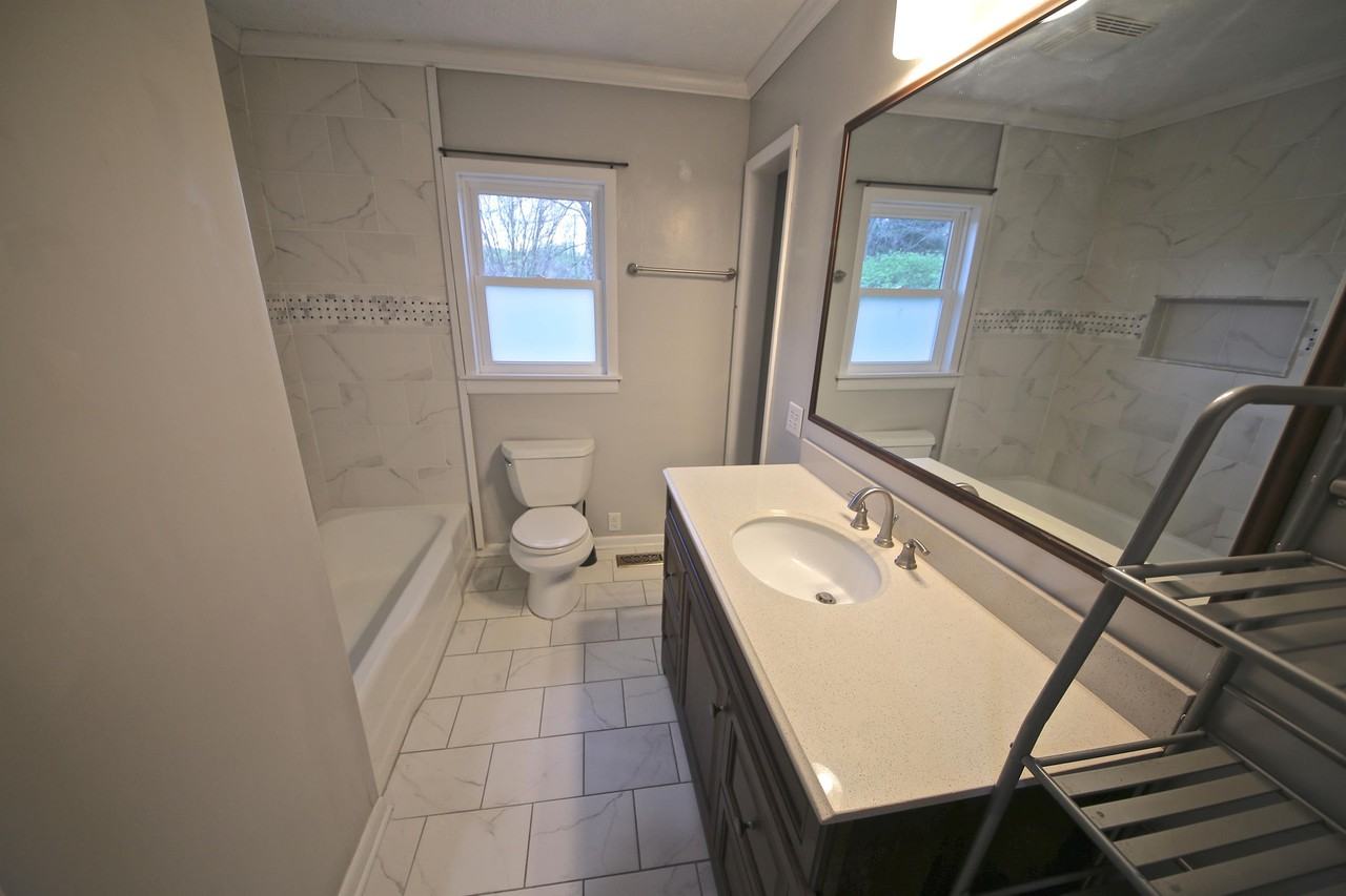 3801 W Woodyard Rd #1 - Photo 7 of 30