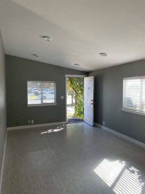 238 S Glendale St #1 - Photo 3 of 25