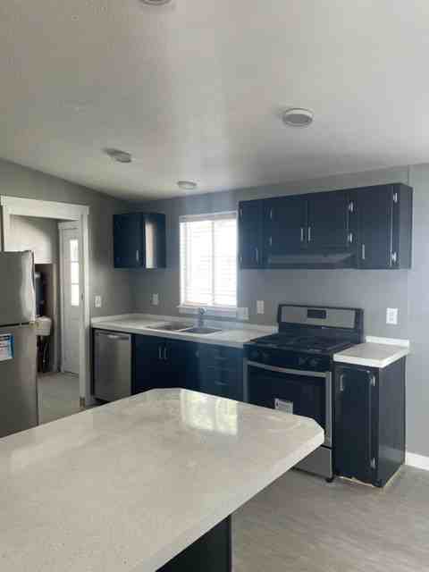 238 S Glendale St #1 - Photo 5 of 25