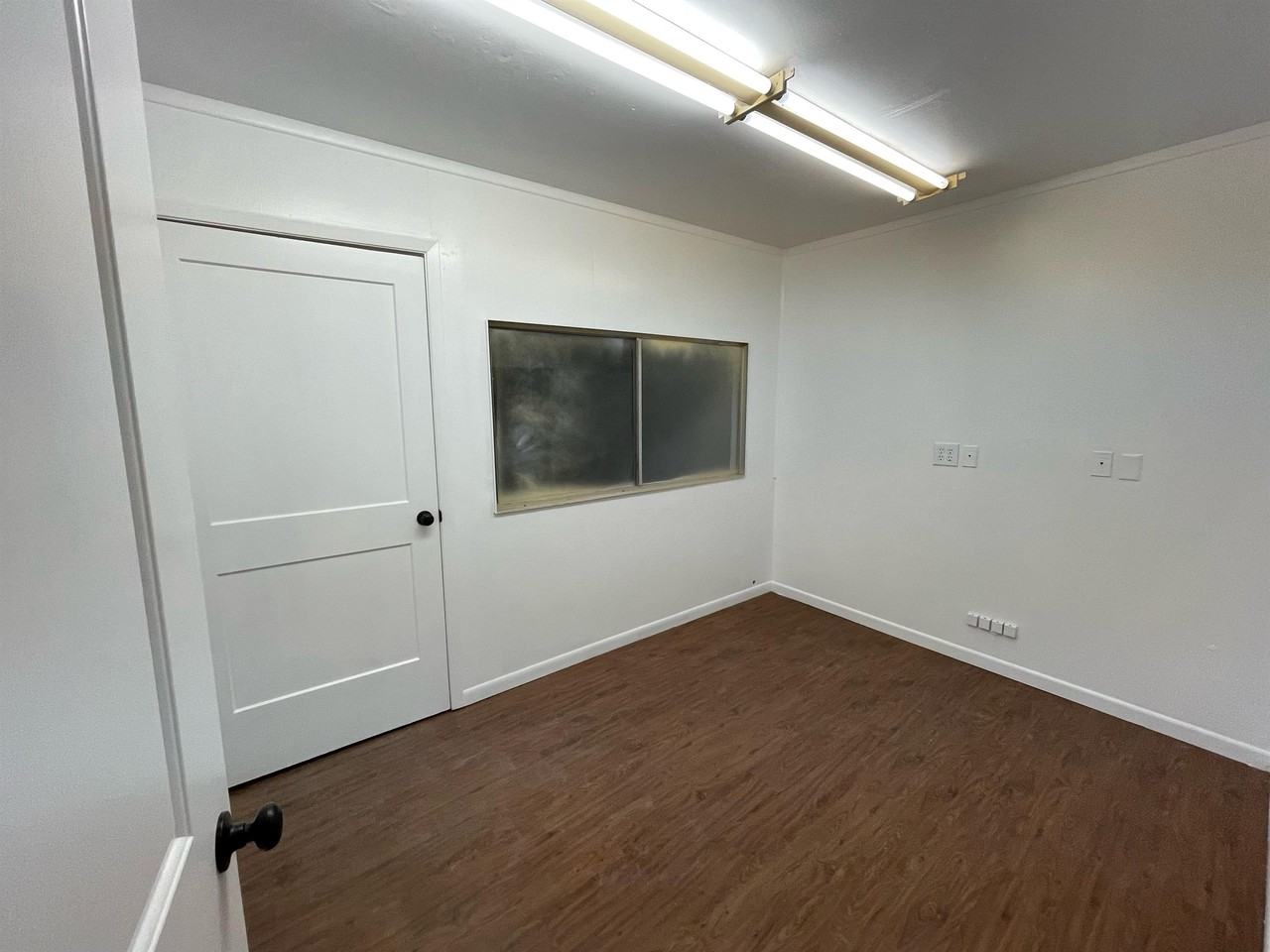 719 E Mulberry St #1 - Photo 4 of 15