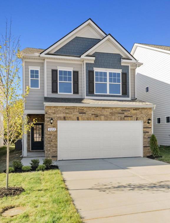 222 Emmett Dr - Photo 3 of 32