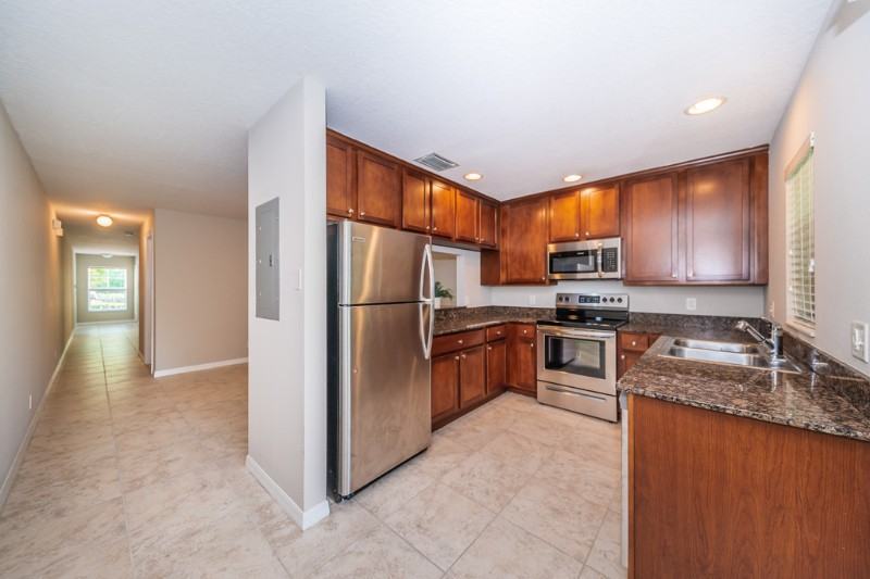 9536 Charlesberg Dr - Photo 2 of 16