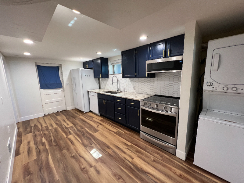 1346 Nw - Photo 2 of 14