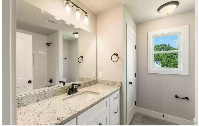 9210 Long Hollow Rd - Photo 3 of 19