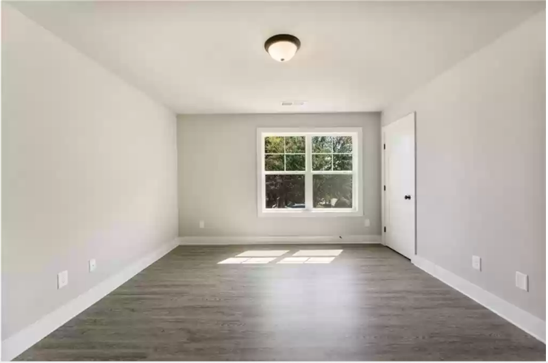 9210 Long Hollow Rd - Photo 4 of 19