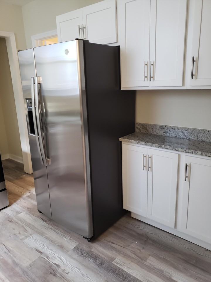 3230 Cliff Ave - Photo 3 of 8