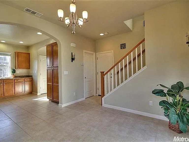 9035 Crescenda Ln #9035 - Photo 2 of 10