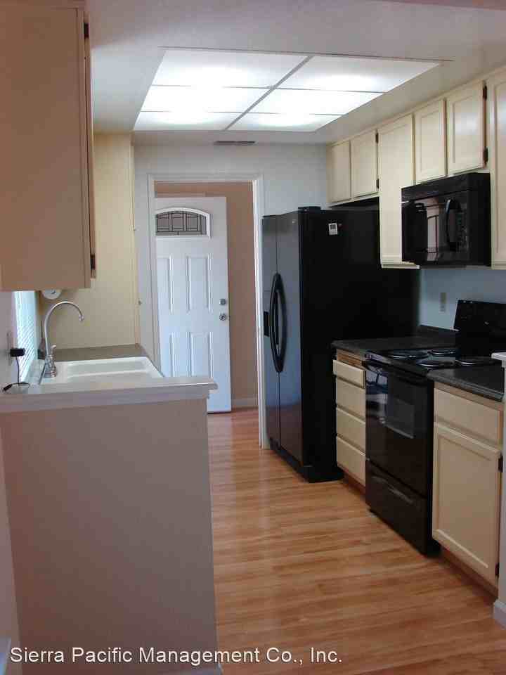 1343 Johnson Ave - Photo 3 of 12