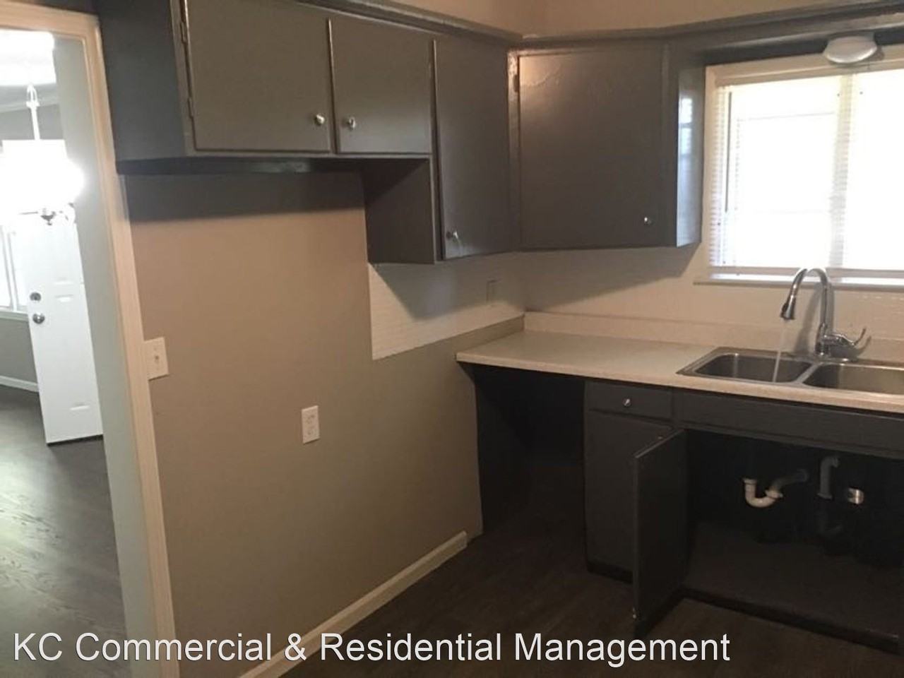 8101 E 99th Ter - Photo 3 of 50