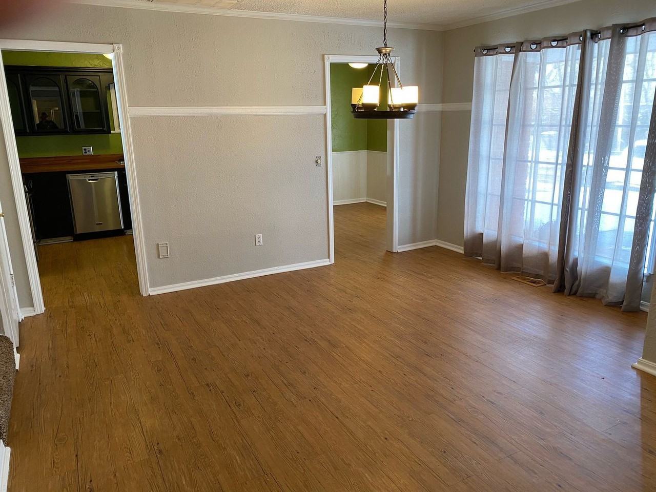 1906 E Sherwood Ter - Photo 2 of 20