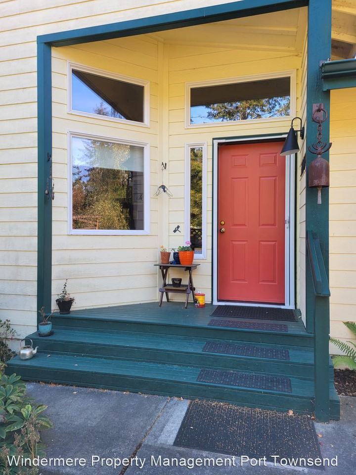 3190 Mcclellan St - Photo 3 of 27