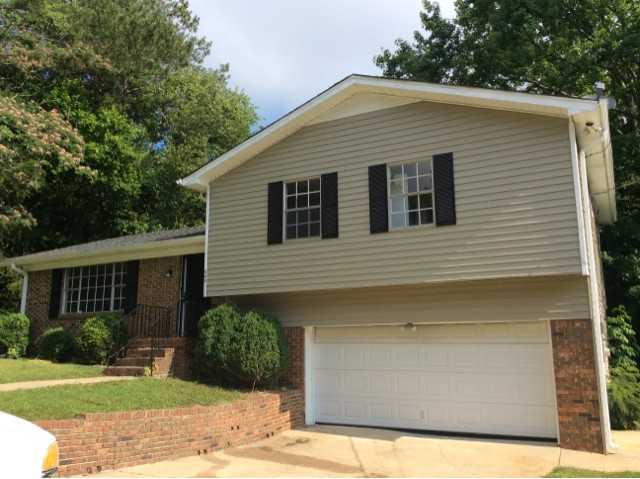 540 20th Ct NE - Photo 2 of 16