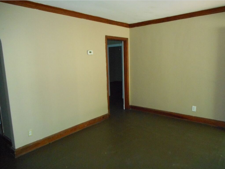 3732 Hazelwood Ave - Photo 3 of 3