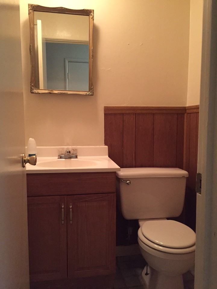 10006 Isabelle Ct - Photo 3 of 12