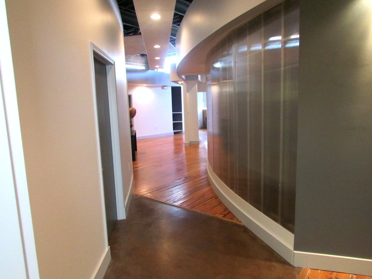 409 John Wesley Dobbs Ave NE - Photo 3 of 8
