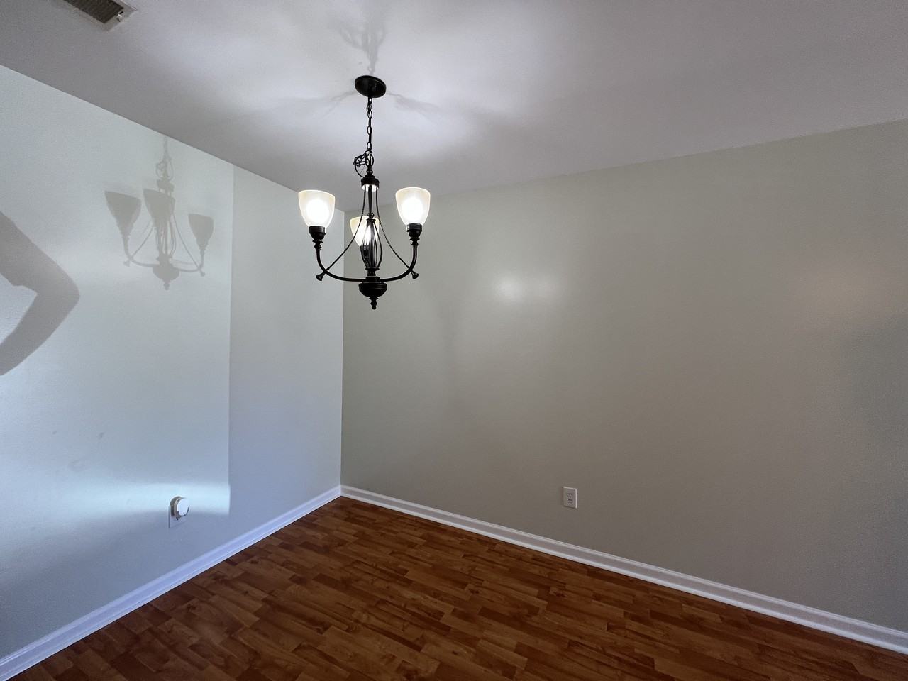 8064 Shadow Oak Dr - Photo 3 of 12