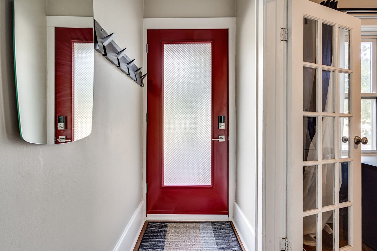 81 Napier Street - Photo 2 of 19